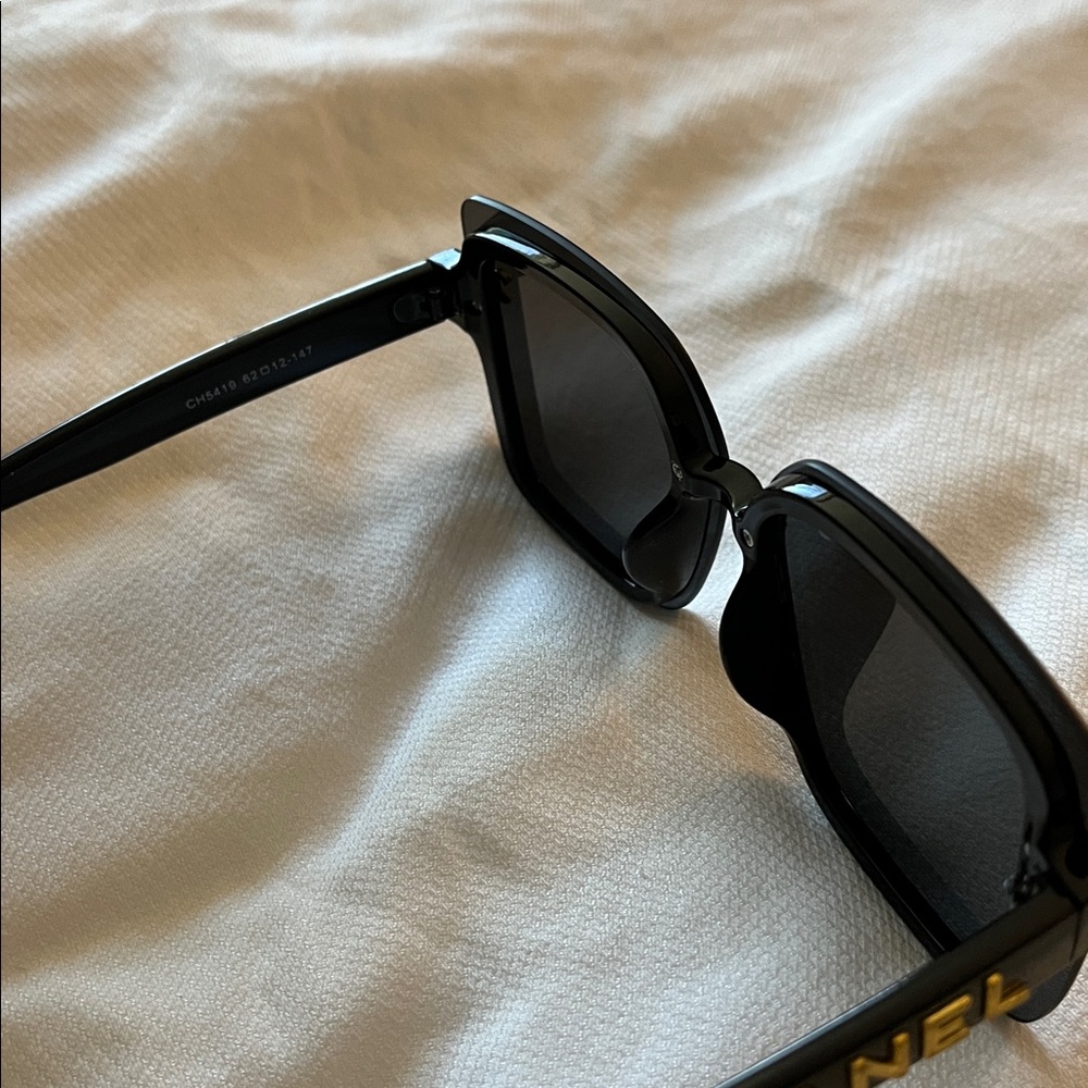 Chanel sunglasses - Picture 14 of 14